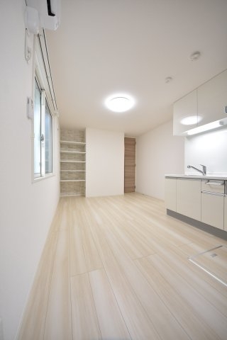D-room旗塚通