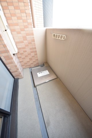 プレサンス神戸駅前