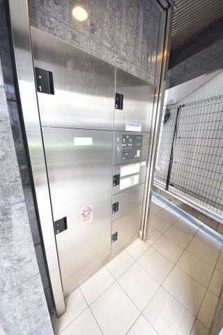 神戸市中央区八幡通１丁目のマンション
