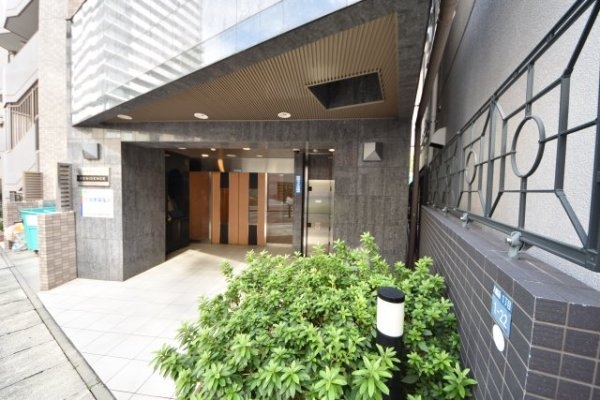 神戸市中央区八幡通１丁目のマンション