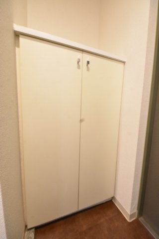 ライジングコート三宮マリーナシティ