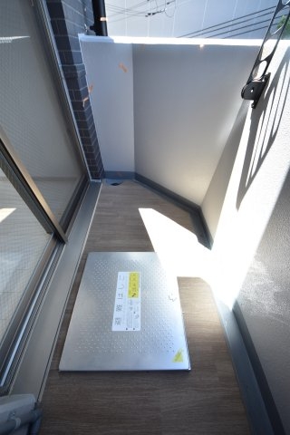 エステムコート新神戸２駅前山手