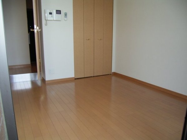 エステムコート新神戸エリタージュ