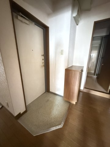 スクエア下山手