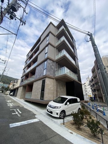 マノワール・ラ山本通