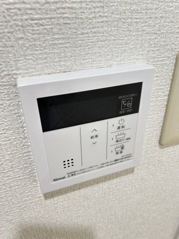 眺港苑