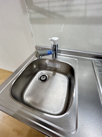 眺港苑