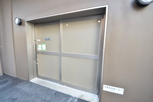 プレサンスジェネ新神戸ステーションフロント