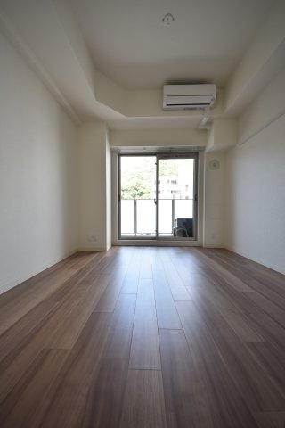 プレサンスジェネ新神戸ステーションフロント