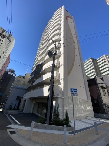 セレニテ三宮リアン