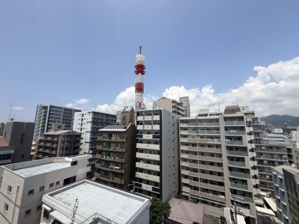 ラ・ウェゾン塚本通