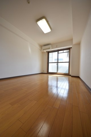 神戸市中央区元町通５丁目のマンション