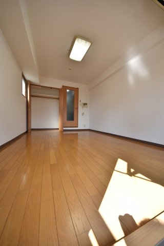 神戸市中央区元町通５丁目のマンション