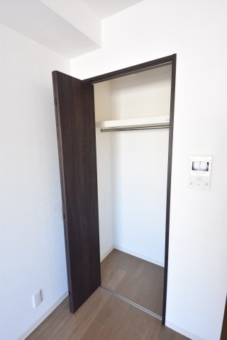 ラトゥール湊川