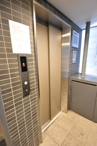 ラトゥール湊川