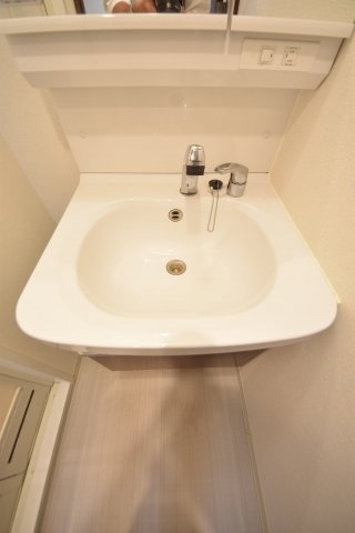 プレサンス神戸元町ミューズ