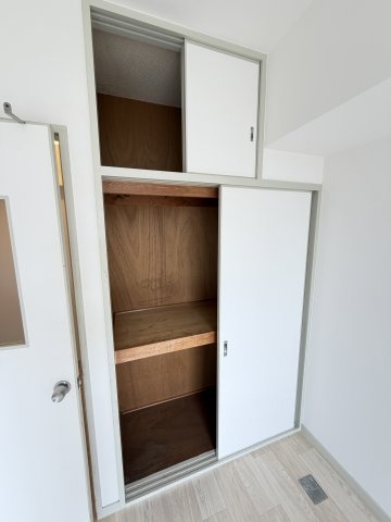 鯉川マンション