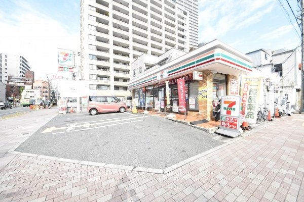 セレニテ神戸元町プリエ(セブン－イレブン神戸栄町通３丁目店)