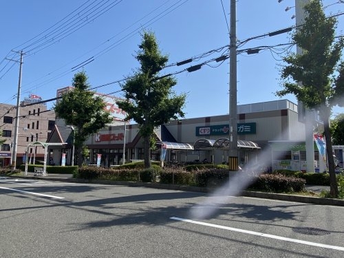 三谷川ビル(関西スーパー琵琶店)