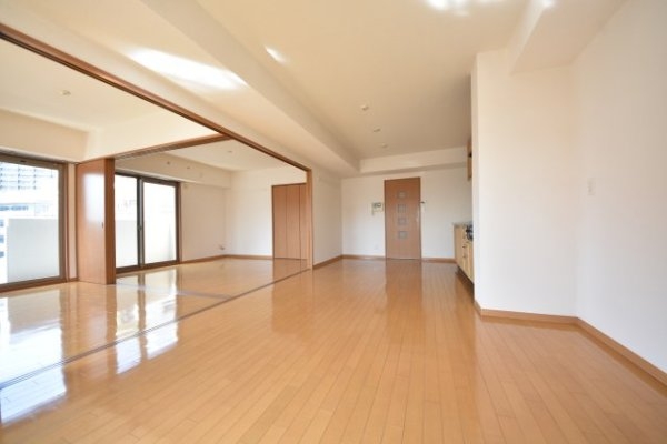 神戸中山手ハウス