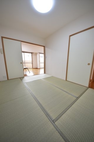 ダイアパレス三宮エスタシオ