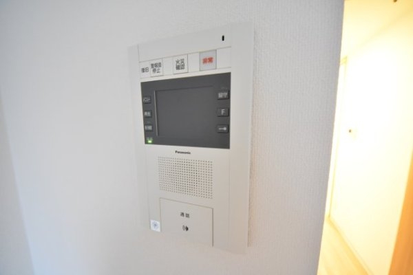 プレサンスみなと元町駅前