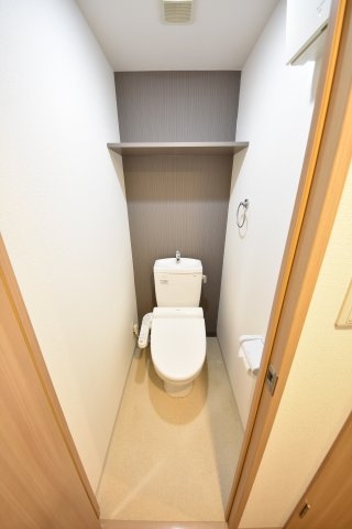 プレサンスみなと元町駅前