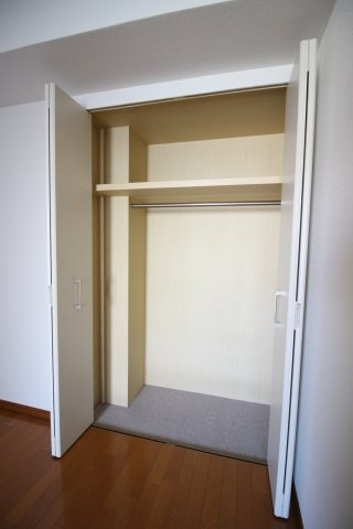 神戸市中央区磯上通３丁目のマンション
