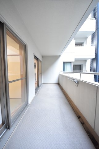神戸市中央区中山手通２丁目のマンション