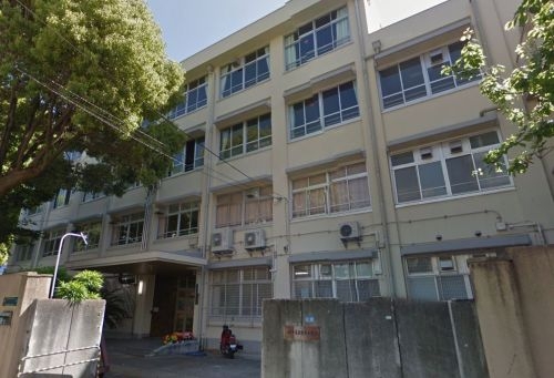 パーク・ハイム神戸熊内町(神戸市立雲中小学校)