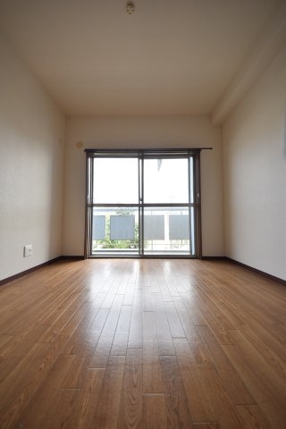 中山手通7丁目南マンション4棟