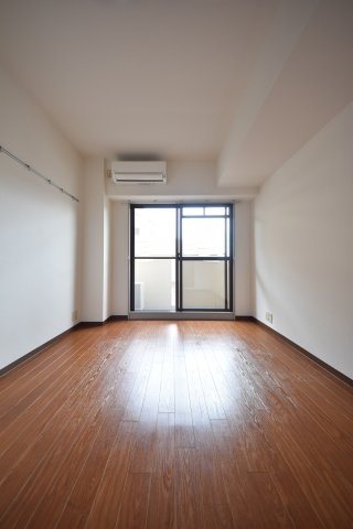 中山手ミオ壱番館
