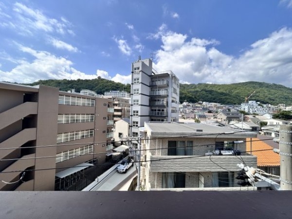 マンション諏訪山