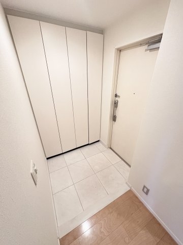 ワコーレディアルクス元町