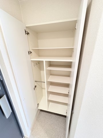 プレサンス三宮花時計前