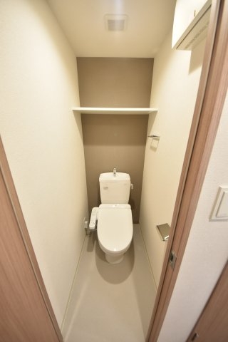 プレサンス三宮セントウエル
