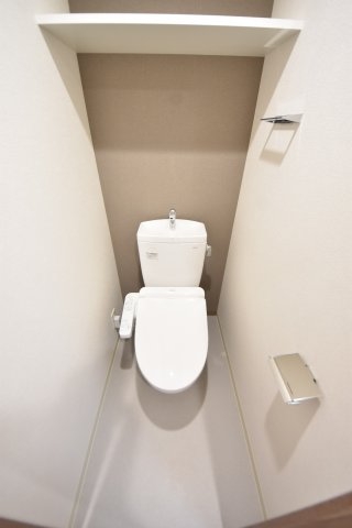 プレサンス三宮セントウエル