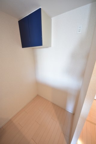 メゾンアイリス