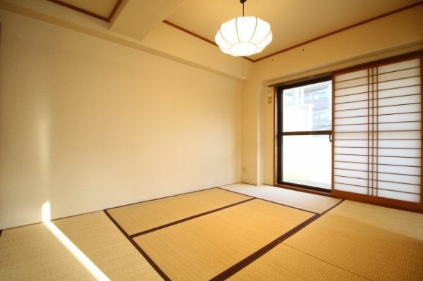 神戸市東灘区田中町４丁目のマンション