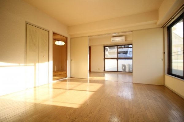 神戸市東灘区田中町４丁目のマンション