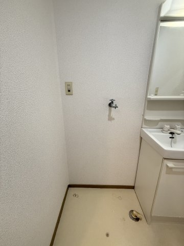 アゼリアハウス