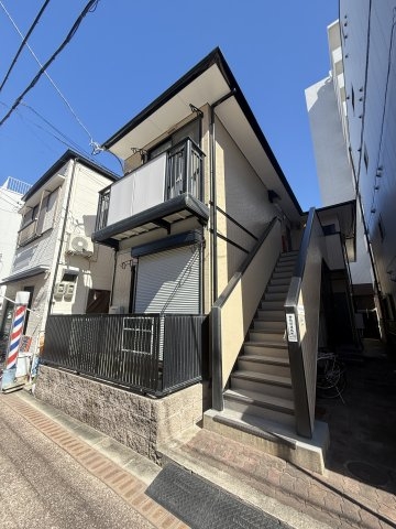アゼリアハウス