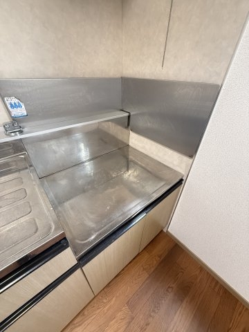 アゼリアハウス