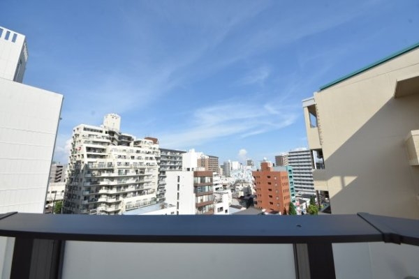 U-RO湊川公園前