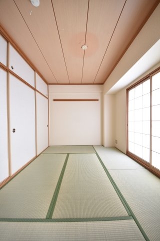 ディオレ新神戸