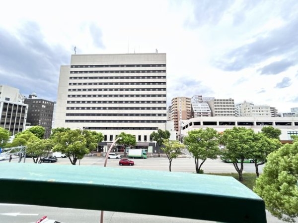 栄信ビル