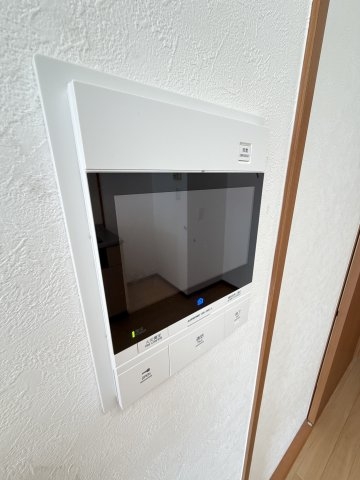 タカマツ神戸駅南通