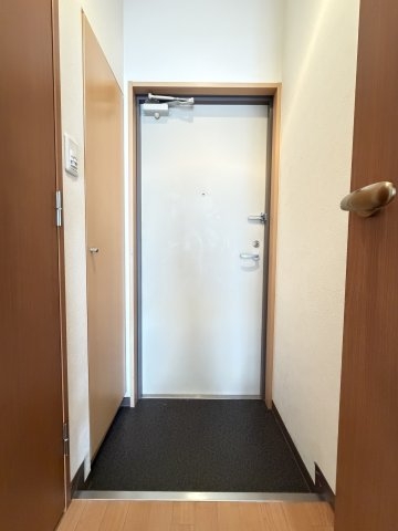 タカマツ神戸駅南通