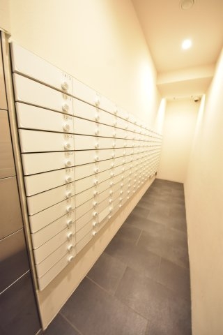 セレニテ神戸元町クレア