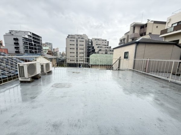 下山手通7丁目貸家B